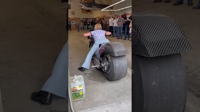 Girl Burnout On Her Drag Bike