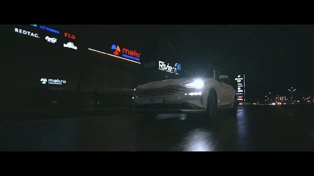 Kia. K8