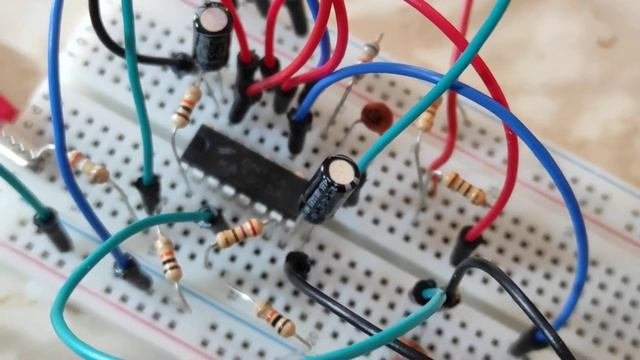 DIY INVERTER CONVERTER 12 VOLT DC / 220 V DC TEST