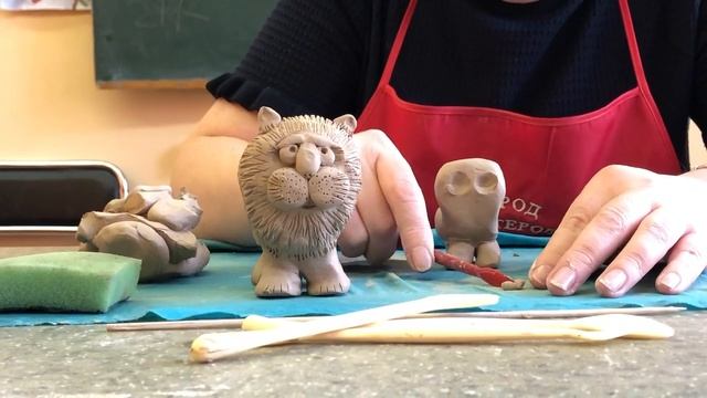 Лепка из глины Лев