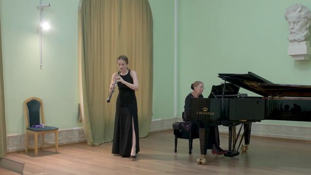 Анастасия Гламаздина (гобой)
Наталия Габай (фортепиано)