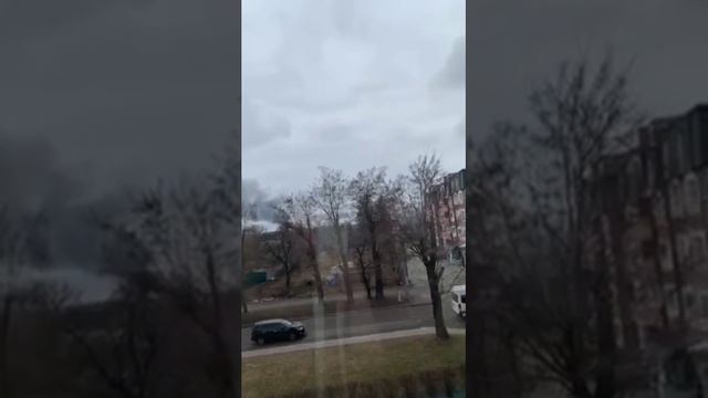 Российские Ми-8 с десантом и Ми-35 летят на аэродром Гостомель. 28 фев