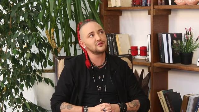 Программа Тайные люди- Евгений Цой. Большое интервью. Ведущий - Дионис Кельм.