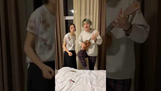 Самое лучшее новогоднее поздравление придуманное специально для родителей.