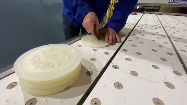 Вакуумный захват для листовых материалов своими руками. Часть первая. Присоска.