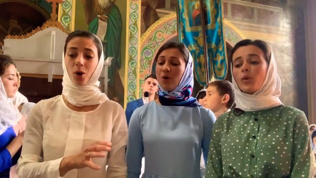 Д.Бортнянський Ис полла эти деспота Родинне тріо Мельничук