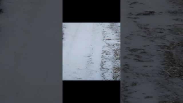небольшой снег))