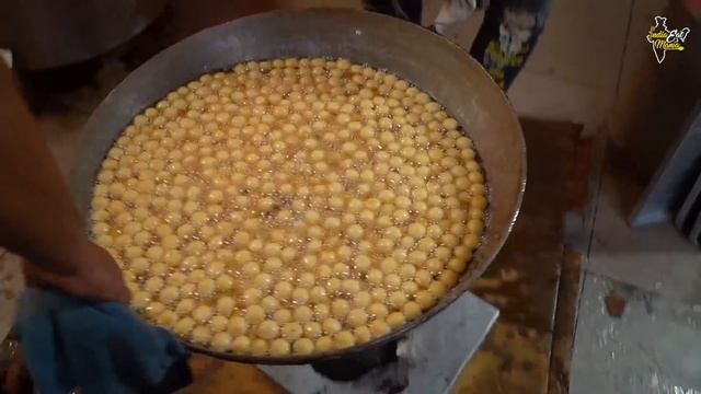 Factory Making of Gulab Jamun l इतने सारे गुलाब जामुन कभी एक साथ बनते नहीं देखे होंगे l Gujarat Foo