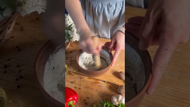 Салат из печеных сладких перцев с питой