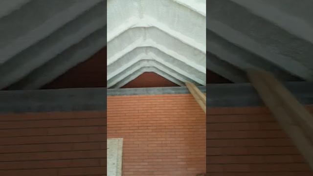 Утепление крыши частного гаража напыляемым ППУ