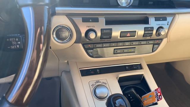2014 Lexus ES 350 (T19841a) by Joey