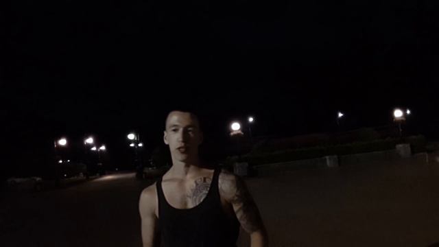 VLOG #2. Шпагат За 7 Дней. Реакция На OUTLAST. Ночной Томск