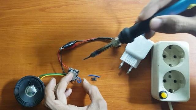 DFPlayer Mini Standalone AutoPlay  Power in  Audio ON