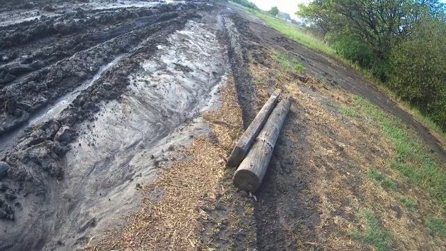 Китайский Трактор. Задний отвал, чистка грязи