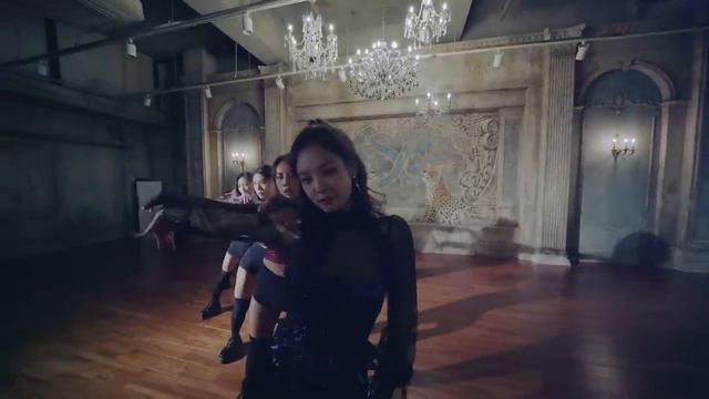 JENNIE - ‘SOLO’ PERFORMANCE VIDEO