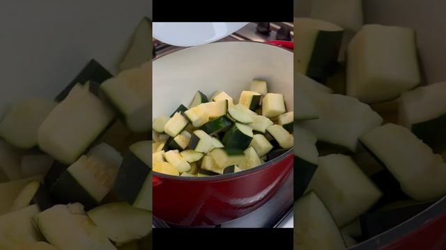 Tasty Broccoli Cream Soup (Easy Recipe) #broccolisoup #food #easyrecipe #creamsoup #veganrecipes