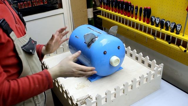 Электросвинья  Electric pig