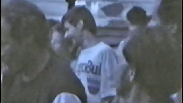 Дискотека в сквере ДК Демихово 1999г