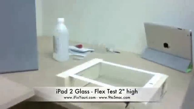 Teste de resistência do vidro do iPad 1 vs iPad 2