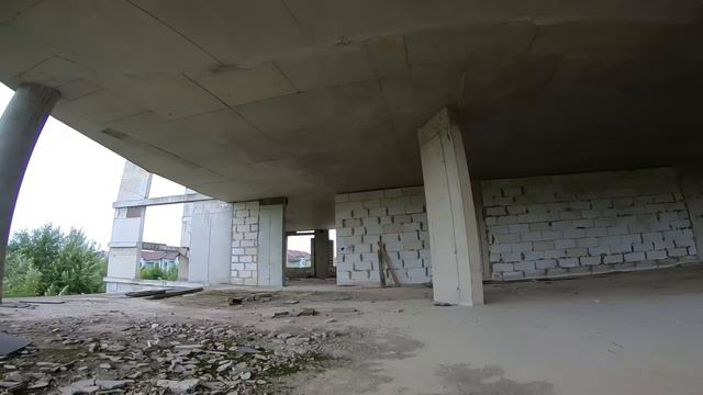 FPV полёты на заброшке_2021.mkv