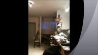 Gérard Mermet: Flocon (Montagne des Pyrénées) regarde le film en famille.wmv