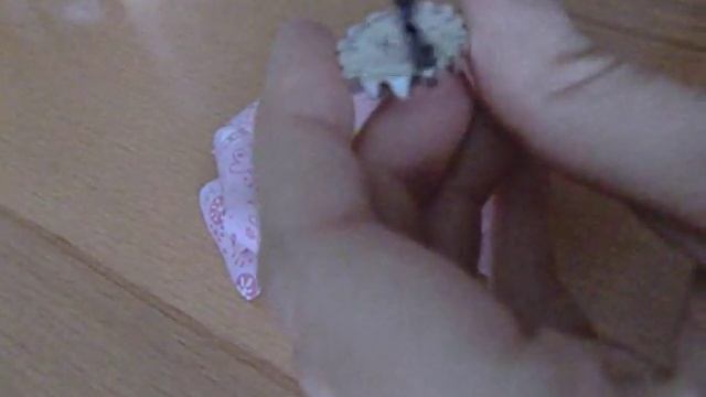Цветы из бумаги. Как сделать цветок из бумаги просто. Мастер класс.
