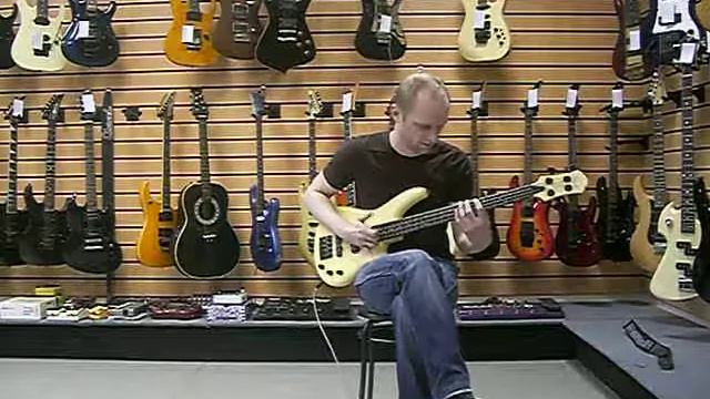Ibanez RB830