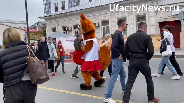 Уфимская куница шокировала зрителей на празднике своими горячими танцами