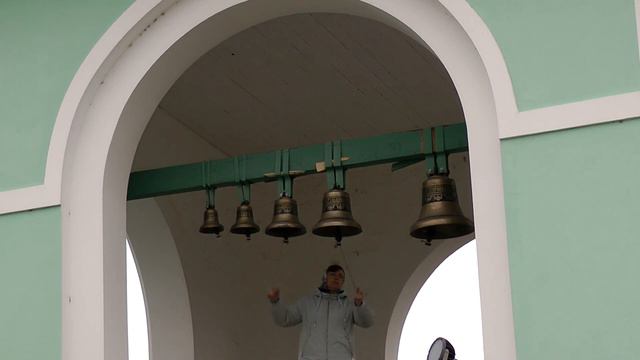 Колокольный звон. Церковь Троицы г.Чайковский. Ringing bells. Trinity Church, Tchaikovsky city. v.8