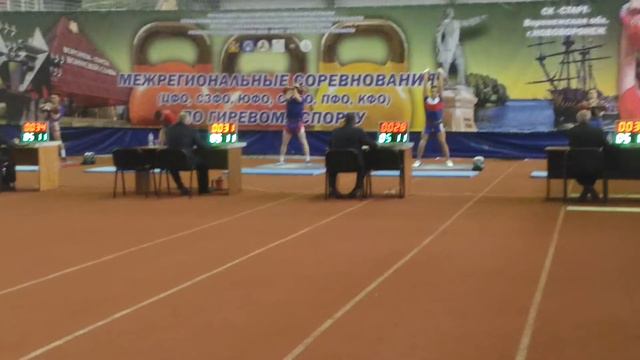 Зуев Владислав, выступление на Межрегиональных соревнованиях, длинный цикл 32 кг, 60 подъемов