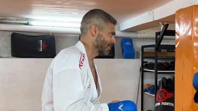 ? JUDO VS KARATE ?  Cuál es Mejor en La Calle?