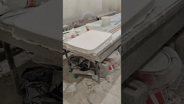 Понедельник день тяжёлый.