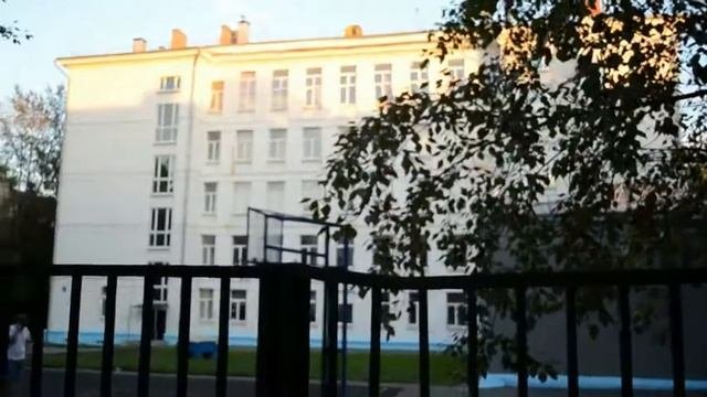 ул Генерала Рычагова и школа 212 Гимназия 1576