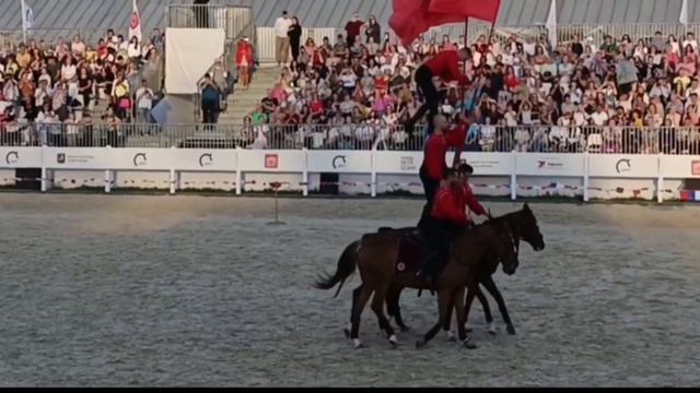 Закрытие фестиваля
Лето на коне