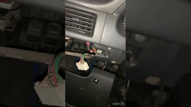 Перестал гореть ближний и дальний свет приора