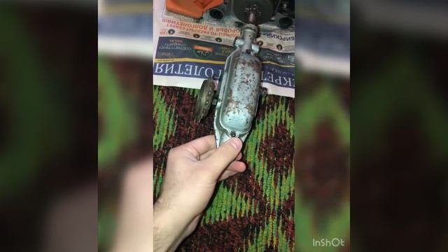 Самодельный двух цилиндровый двигатель, понижающий редуктор