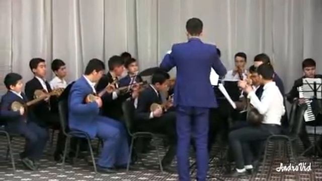 Ҳазорасп тумани 13-сон Болалар мусиқа ва санъат мактаби ўқувчилари  дрижёр Қурбонбоев Санъатбек