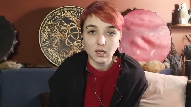 Чи справді покійники жують живих? Чого не варто робити на кладовищі?