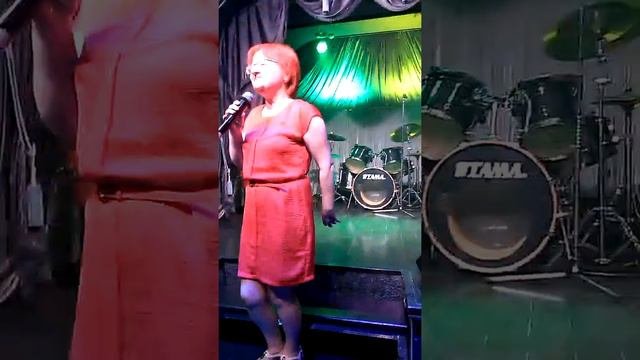 Моя бабушка курит трубку. В караоке Третьяков