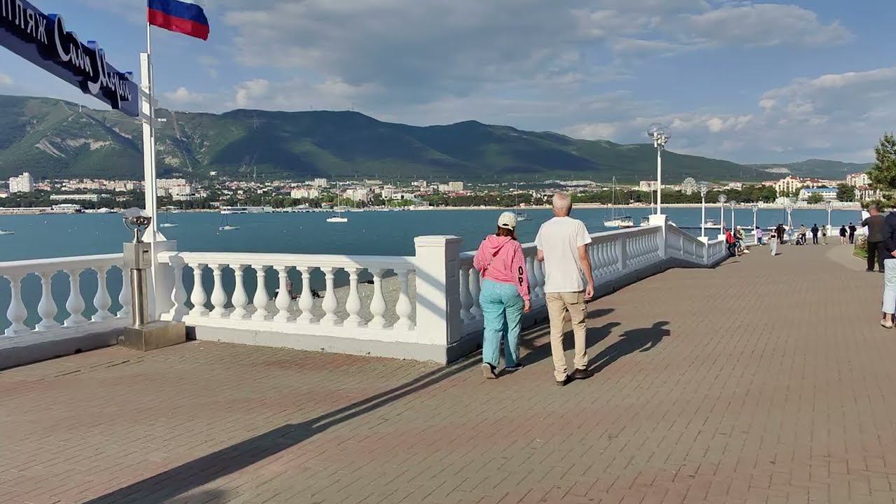 Прогулка набережная пляж Сады Морей. Геленджик 2024. Готовность номер один к летнему сезону. Часть 1