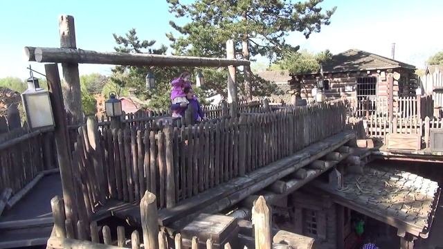 Disneyland Paris Frontierland Fort area Walkthrough HD