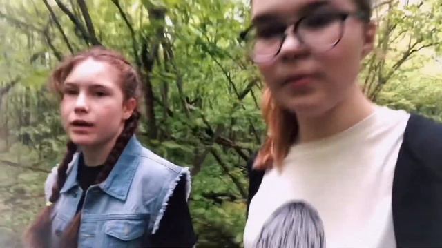 VLOG: НАШ ШАЛАШ СЛОМАЛИ // ВСТРЕТИЛАСЬ ДЕВОЧКАМИ // КРАШУ ВОЛОСЫ