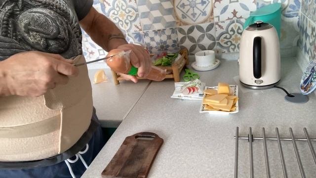 Заканчиваем работу в столовой. Готовим пиццу. № Серия 93.