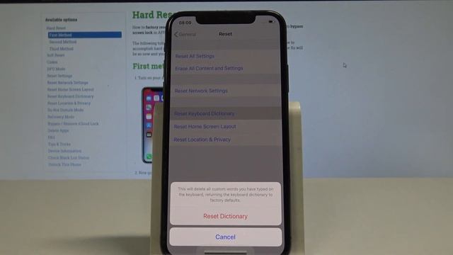 How to Reset Keyboard Dictionary iPhone Xs - Restore Keyboard Settings