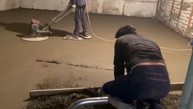 Стяжка пола за один день ,  механизированным способом . Звоните по номеру +7 909 478-81-11