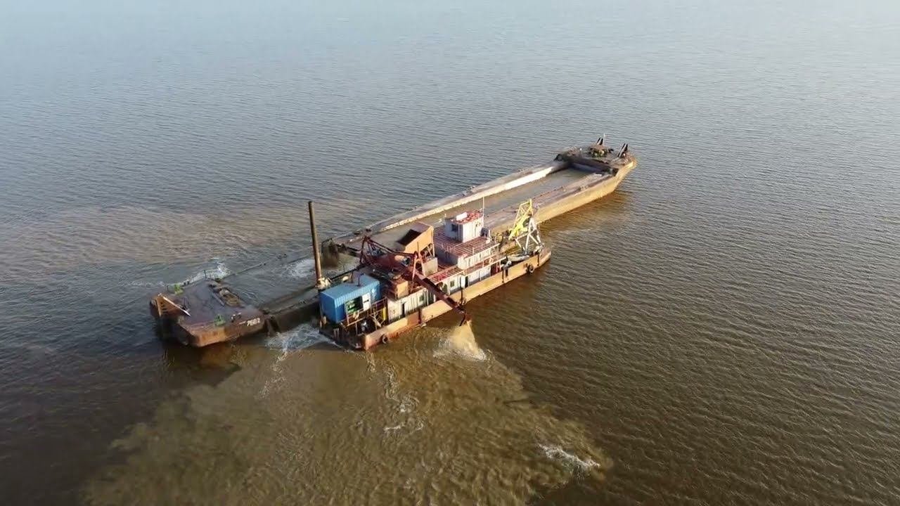 Дноуглубительные работы на Волге-Dredging on the Volga RiverUglich reservoir-伏尔加河上的疏浚Uglich水库