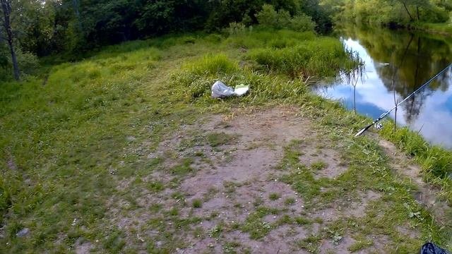 Рыбалка на донкутихий вечер на рекеловля плотвы.