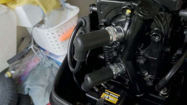 suzukiスズキDT ８ギアオイル、プラグ、インペラー、プレートガスケット交換