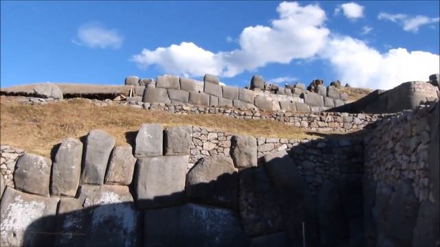 Megalitic buildings in Saksaywaman - Incas - Peru