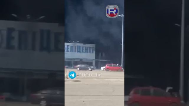 Звуки вторичной детонации БК на складе гипермаркета в Харькове